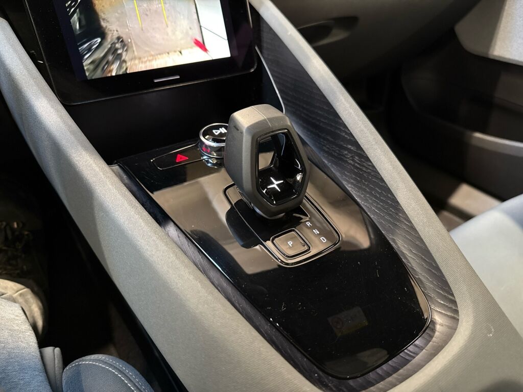 Polestar 2 2022 Harmaa