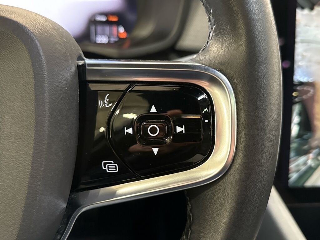 Polestar 2 2022 Harmaa