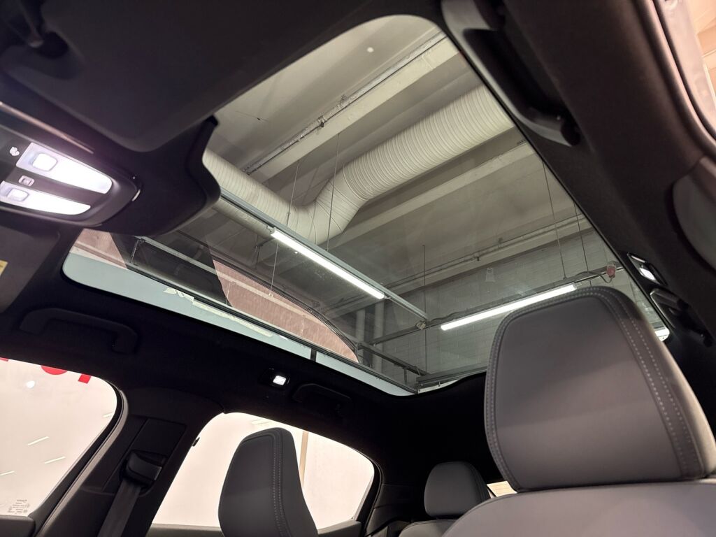 Polestar 2 2022 Harmaa