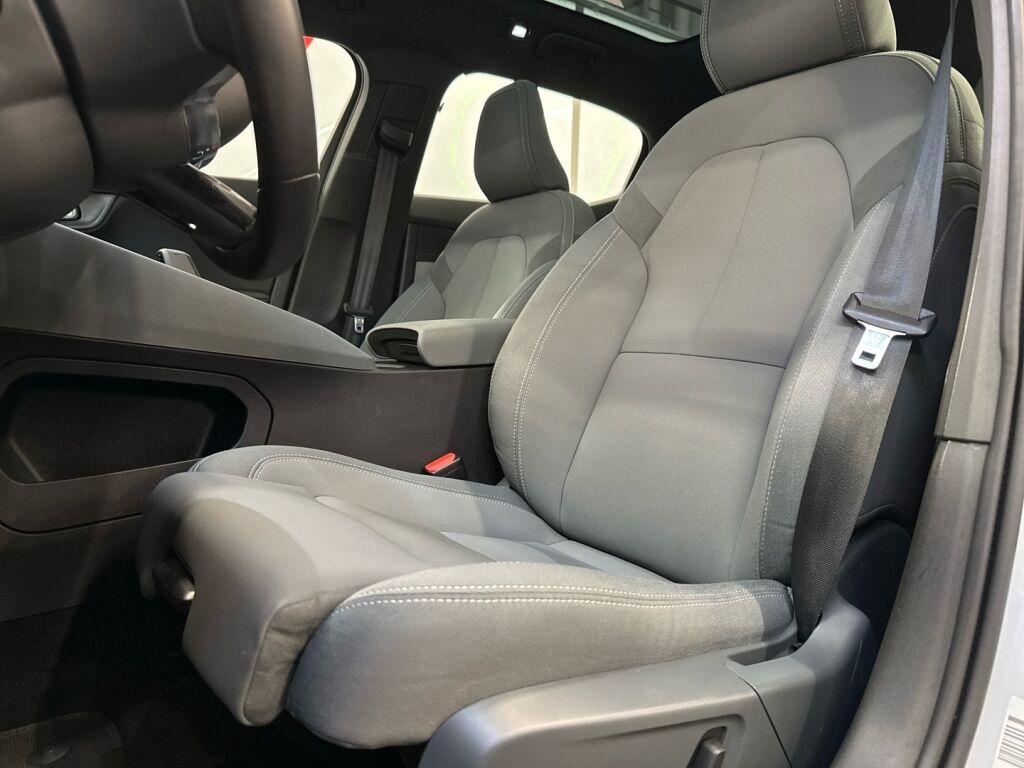 Polestar 2 2022 Harmaa