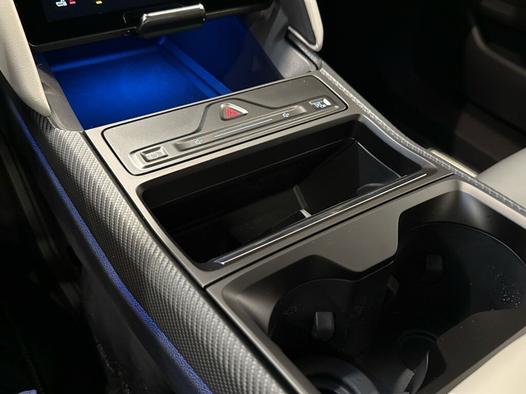 Ford Explorer 2026 Harmaa