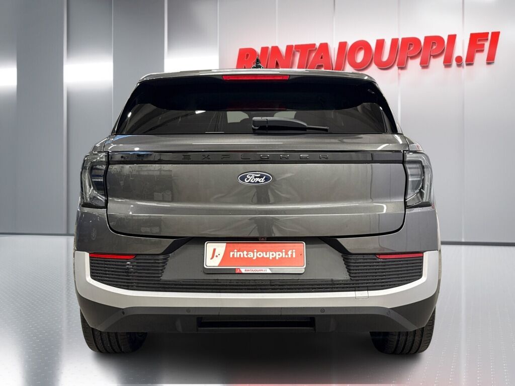 Ford Explorer 2026 Harmaa