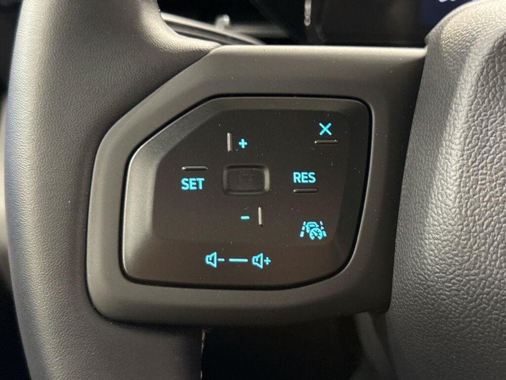 Ford Explorer 2026 Harmaa