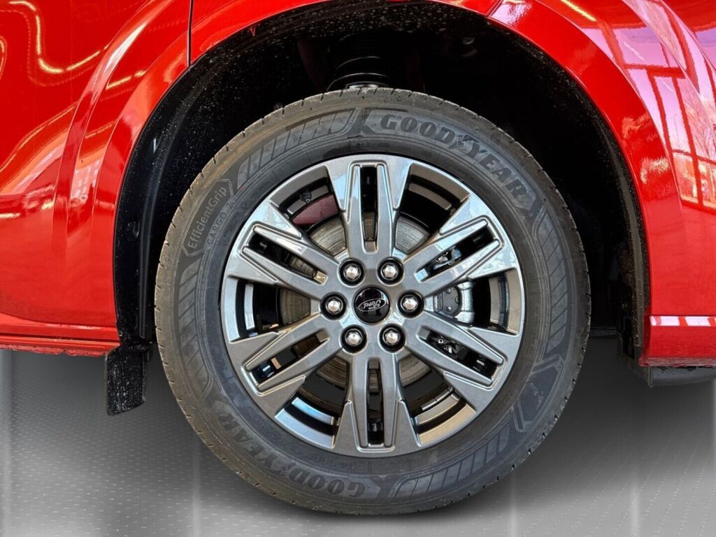 Ford Transit Custom 2026 Artisan Red