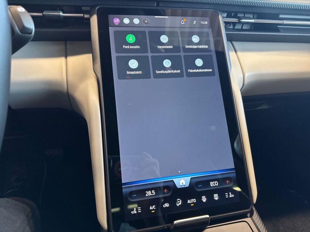 Ford Capri 2026 Frozen White