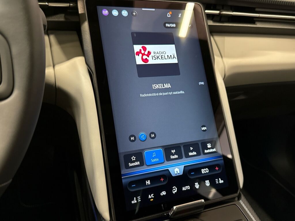 Ford Explorer 2026 Punainen