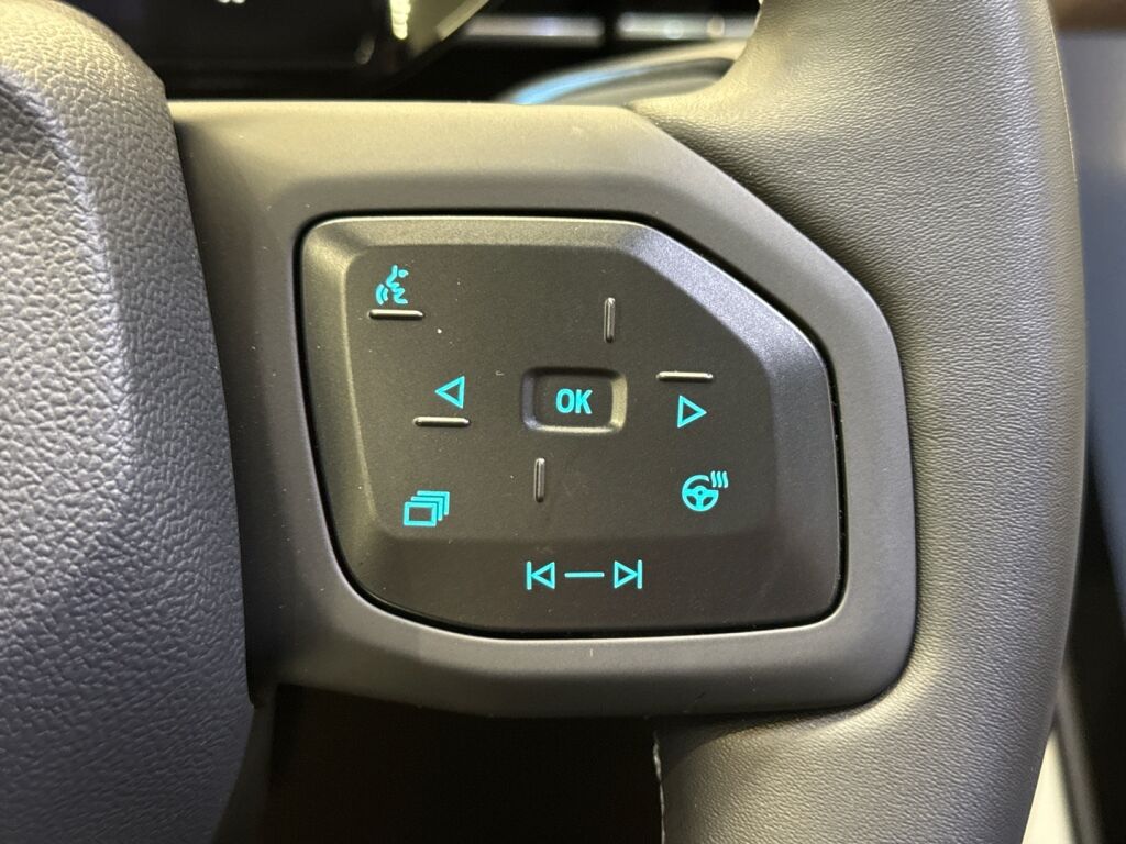 Ford Explorer 2026 Punainen