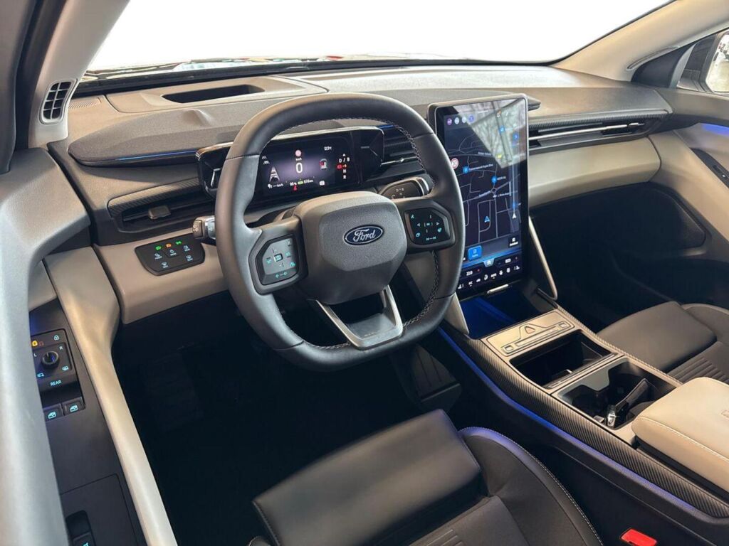 Ford Explorer 2026 Agate Black