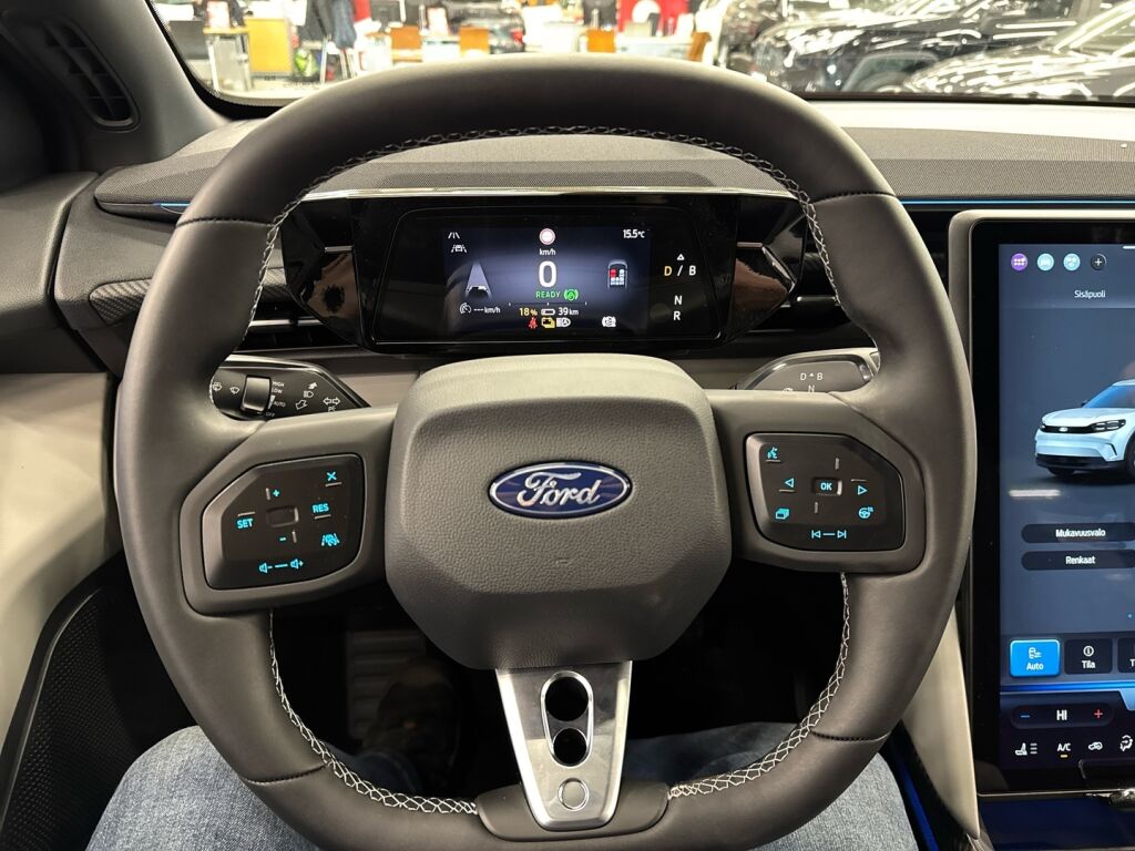 Ford Capri 2025 Punainen