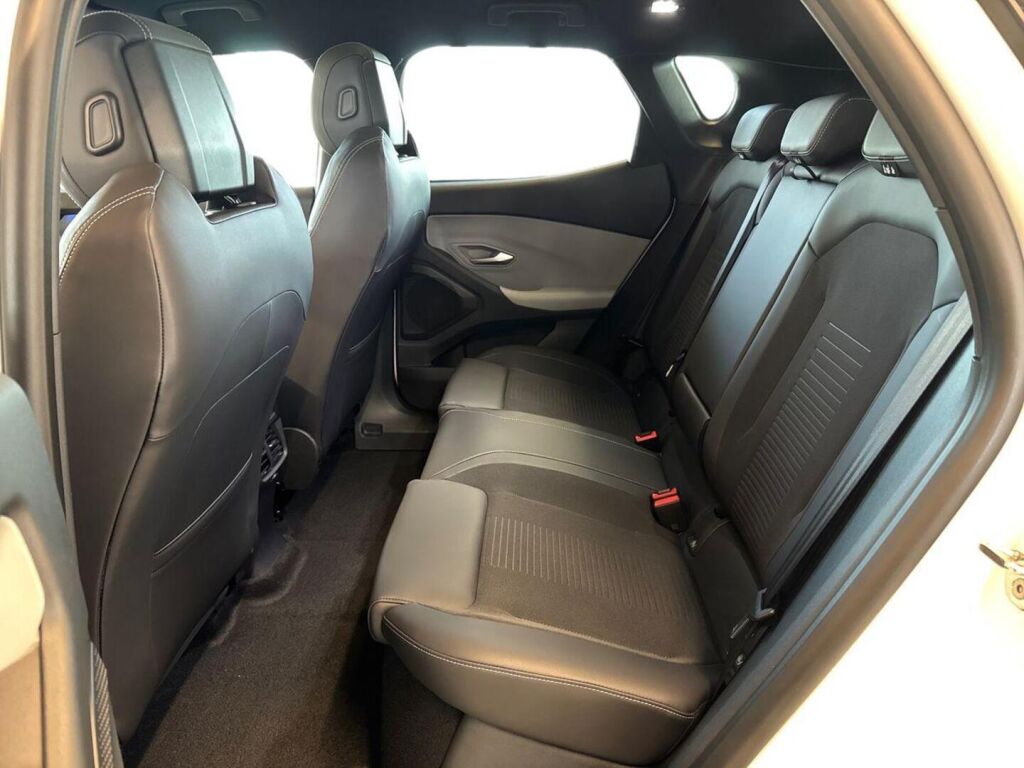 Ford Capri 2026 Frozen White