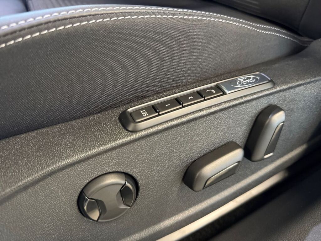 Ford Capri 2026 Frozen White