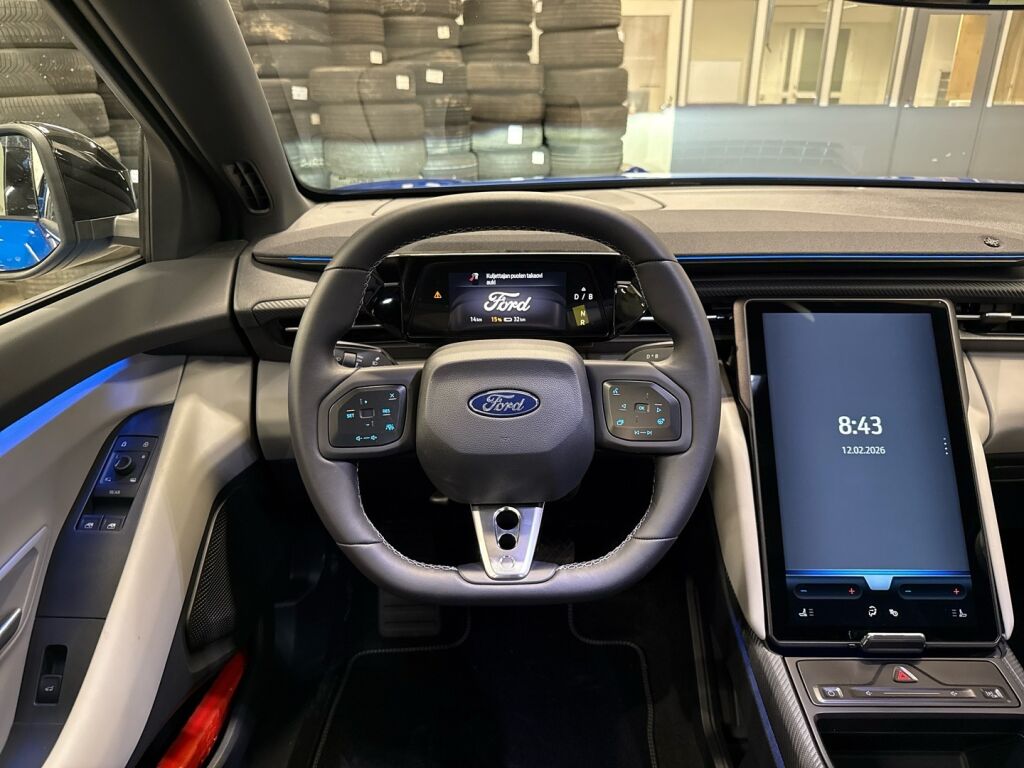 Ford Capri 2026 Sininen