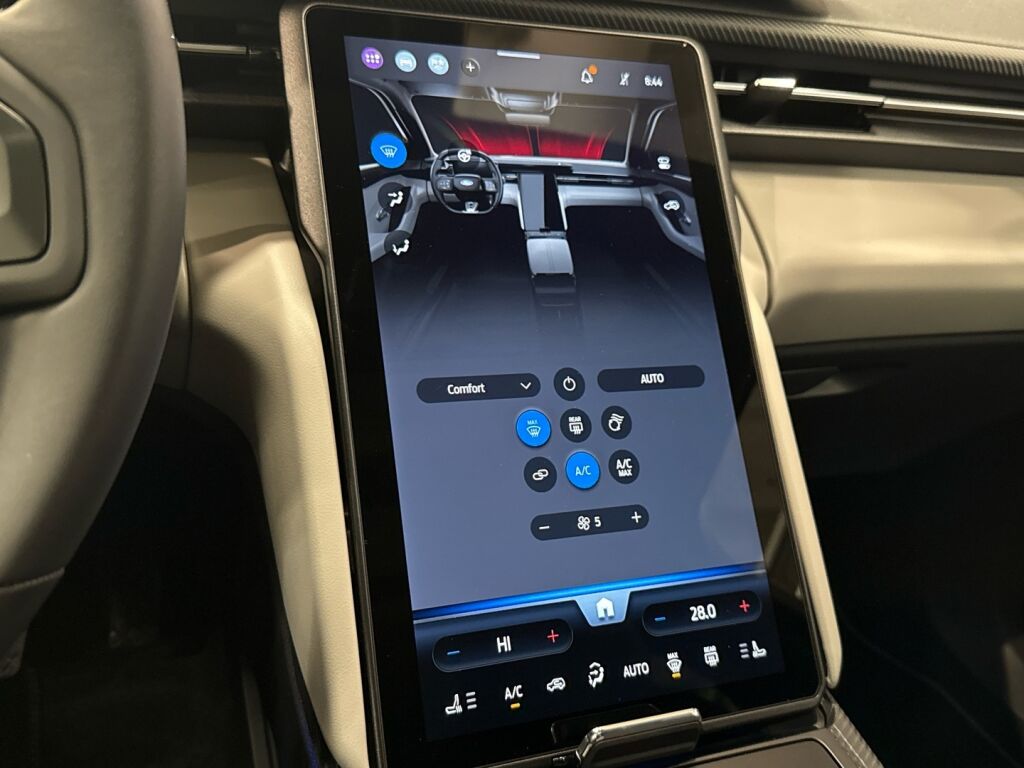 Ford Capri 2026 Sininen