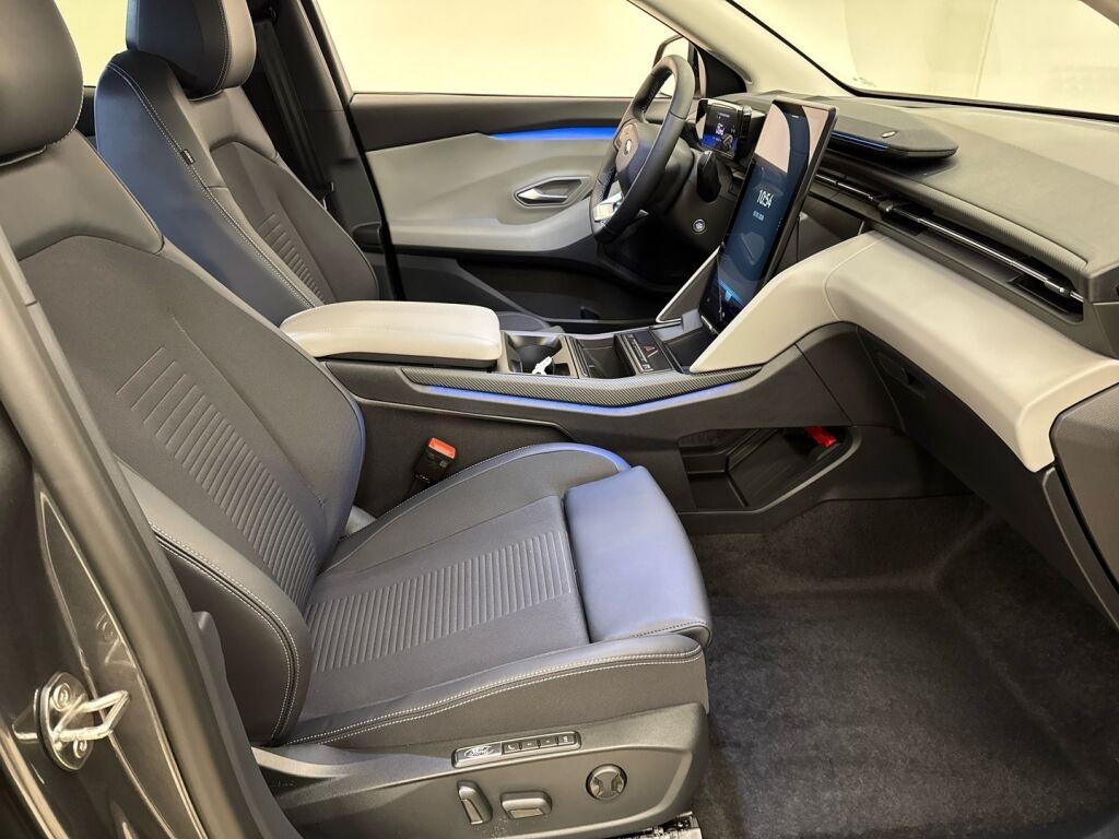 Ford Explorer 2026 Sininen