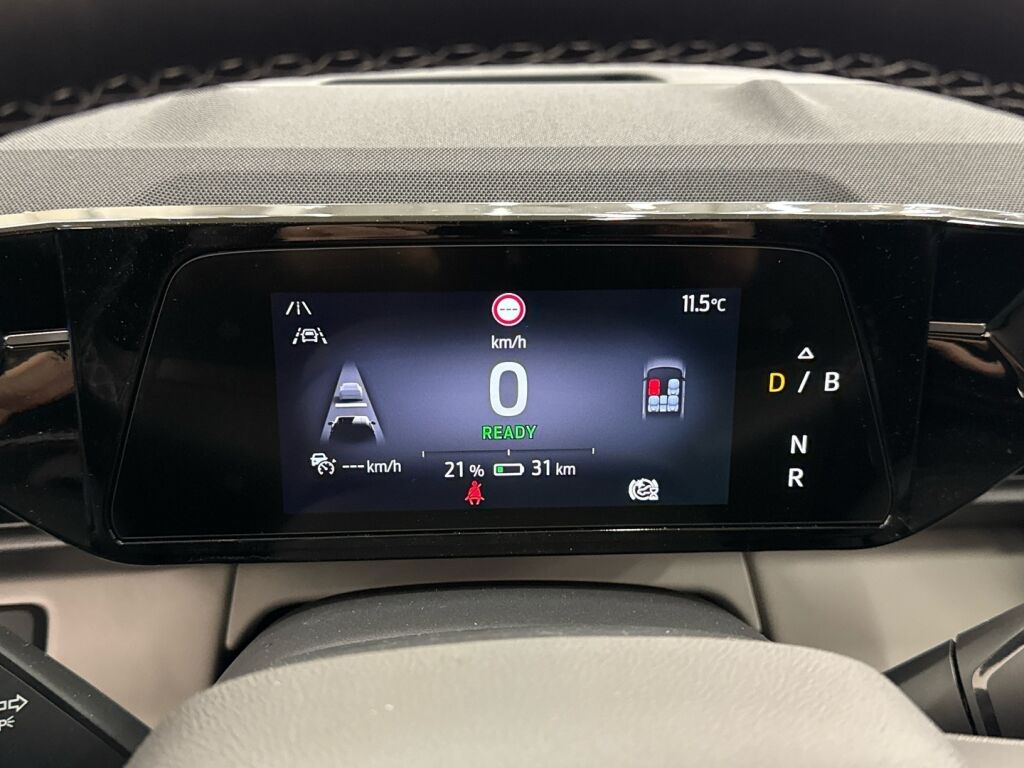 Ford Explorer 2026 Musta