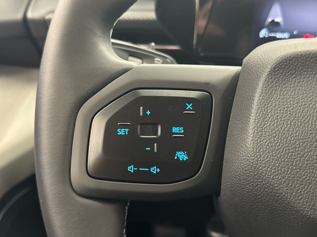 Ford Explorer 2026 Musta