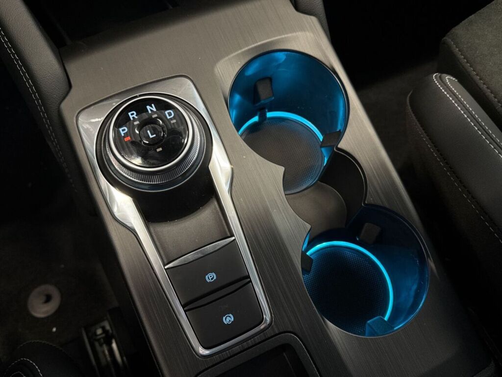 Ford Kuga 2026 Desert Island Blue