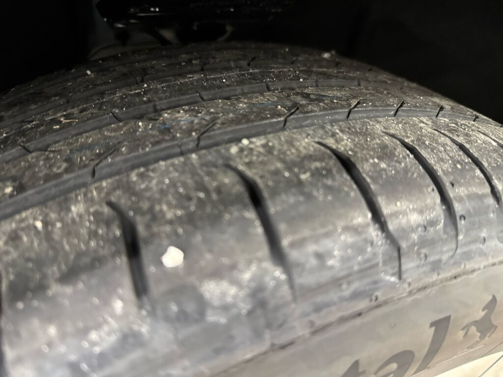 Ford Explorer 2026 Sininen