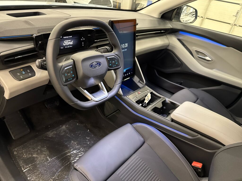 Ford Explorer 2026 Sininen