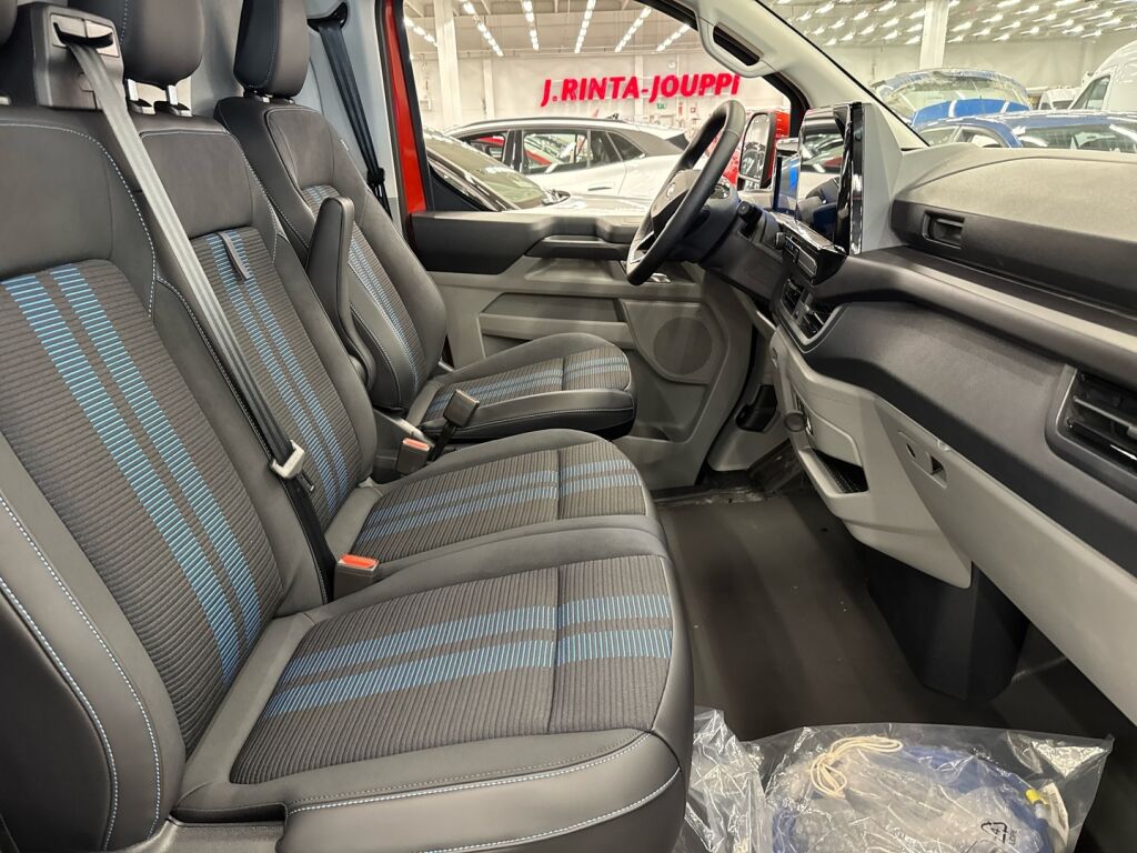 Ford Transit Custom 2026 Punainen