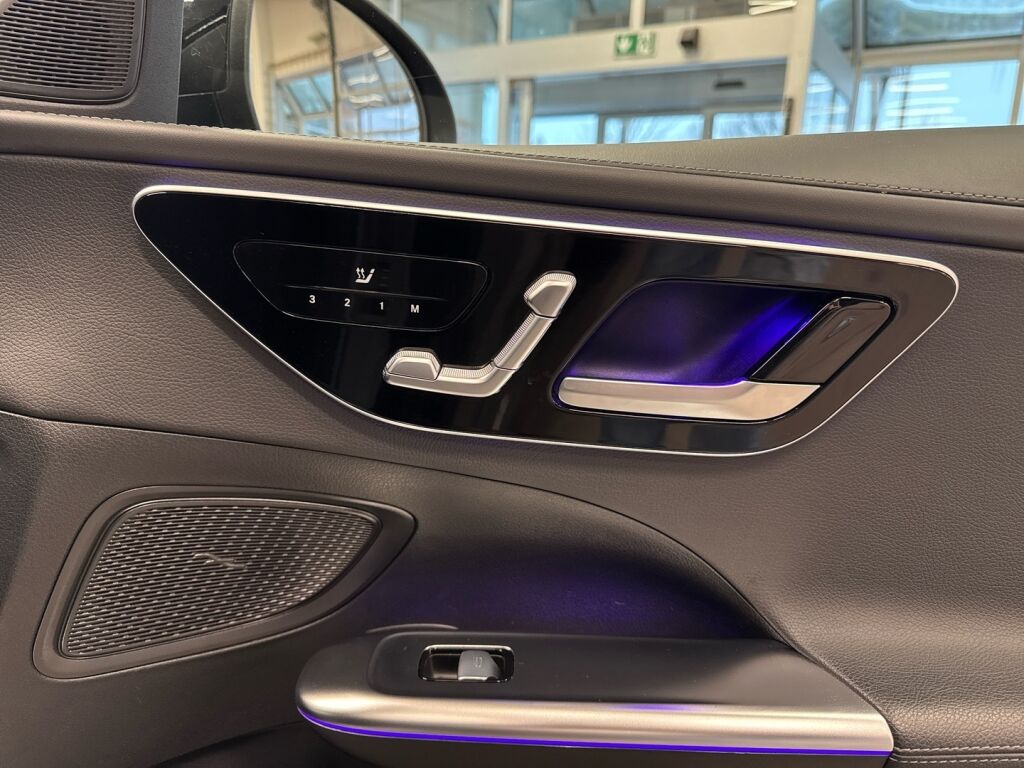 Mercedes-Benz C 2023 