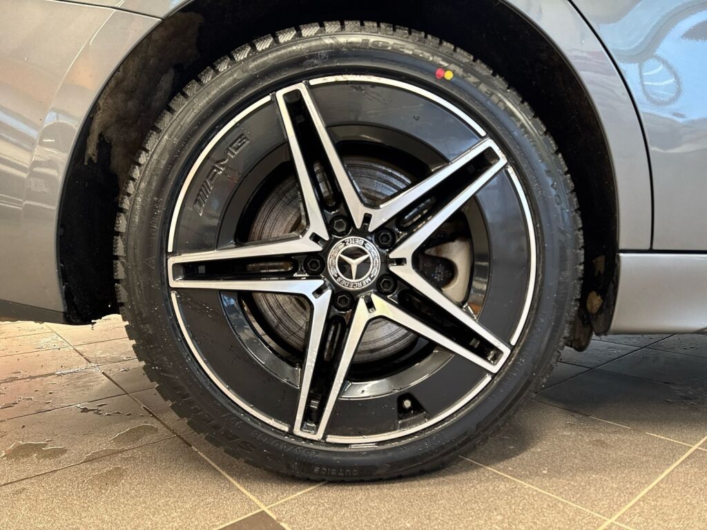 Mercedes-Benz C 2023 