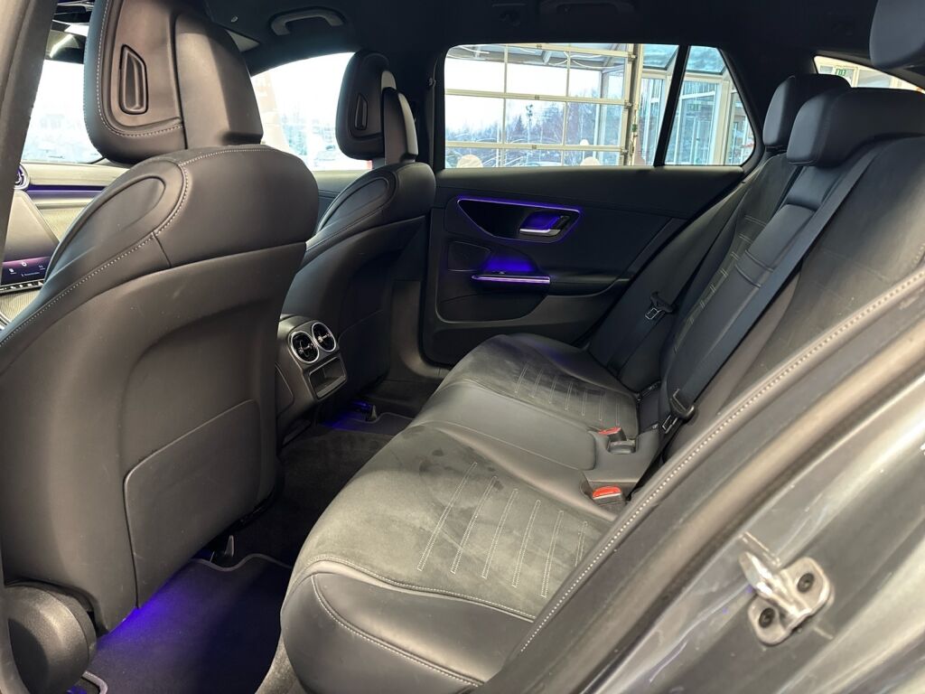 Mercedes-Benz C 2023 