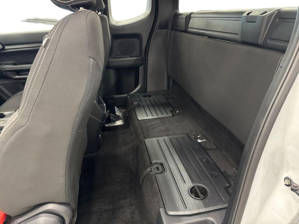 Ford Ranger 2026 Frozen White