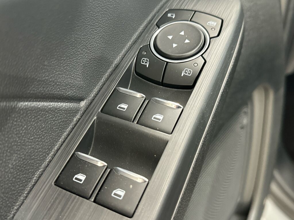 Ford Kuga 2026 Harmaa