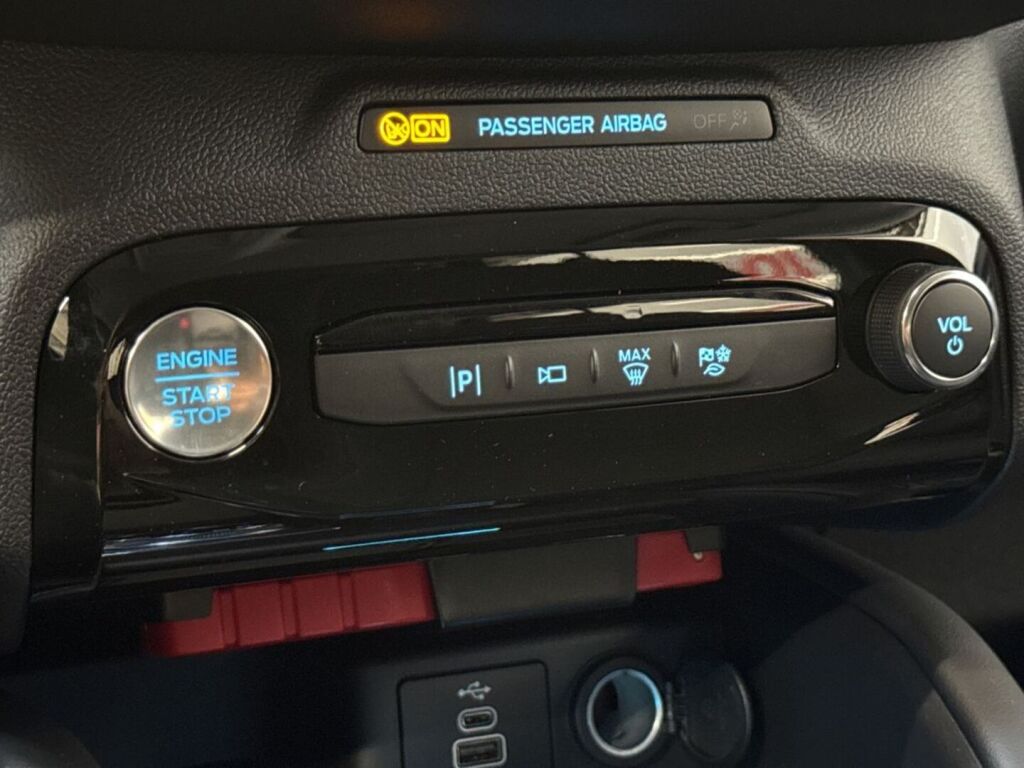 Ford Kuga 2026 Harmaa