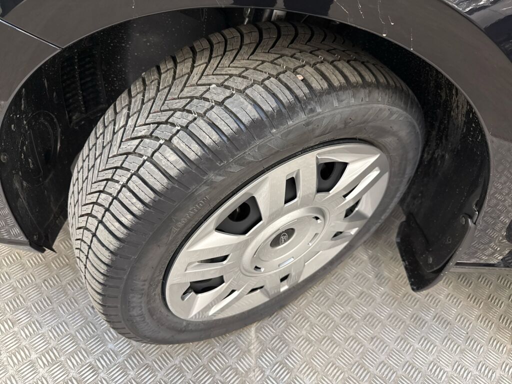 Ford Transit Connect 2026 Musta