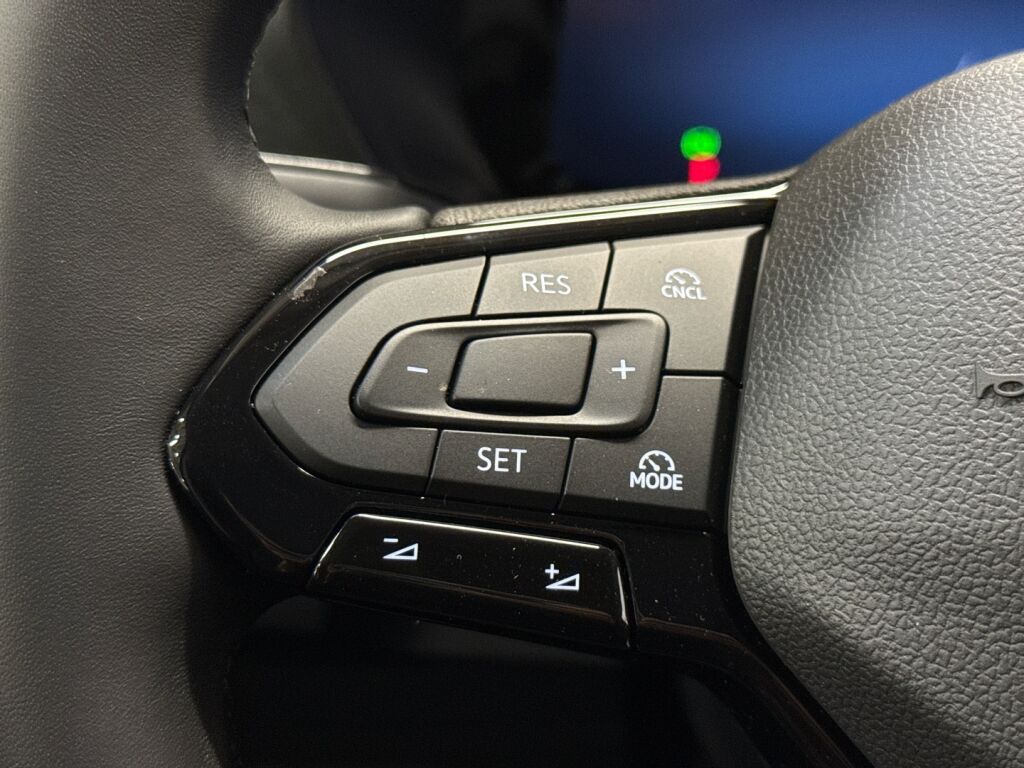 Ford Transit Connect 2026 Musta