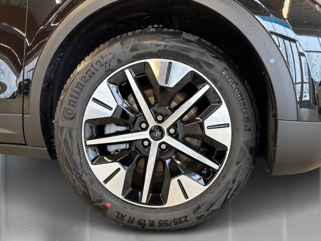 Ford Explorer 2026 Agate Black