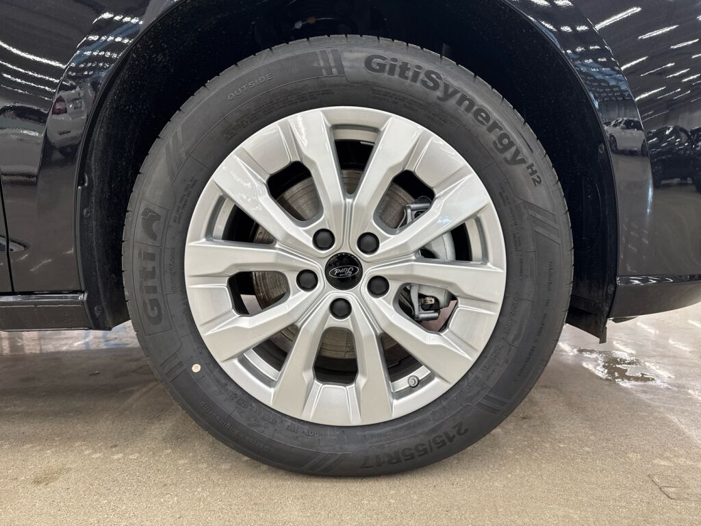 Ford Grand Tourneo Connect 2026 Musta