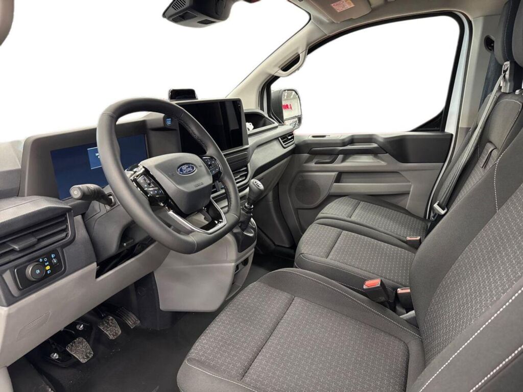 Ford Transit Custom 2026 Valkoinen