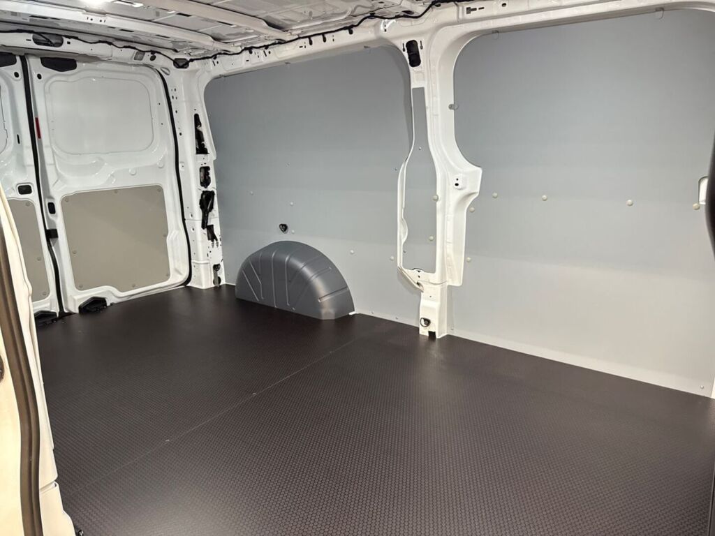 Ford Transit Custom 2026 Valkoinen