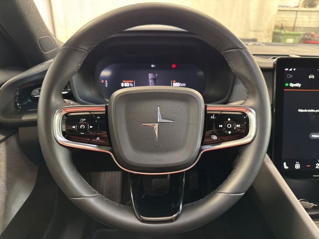 Polestar 2 2021 Musta