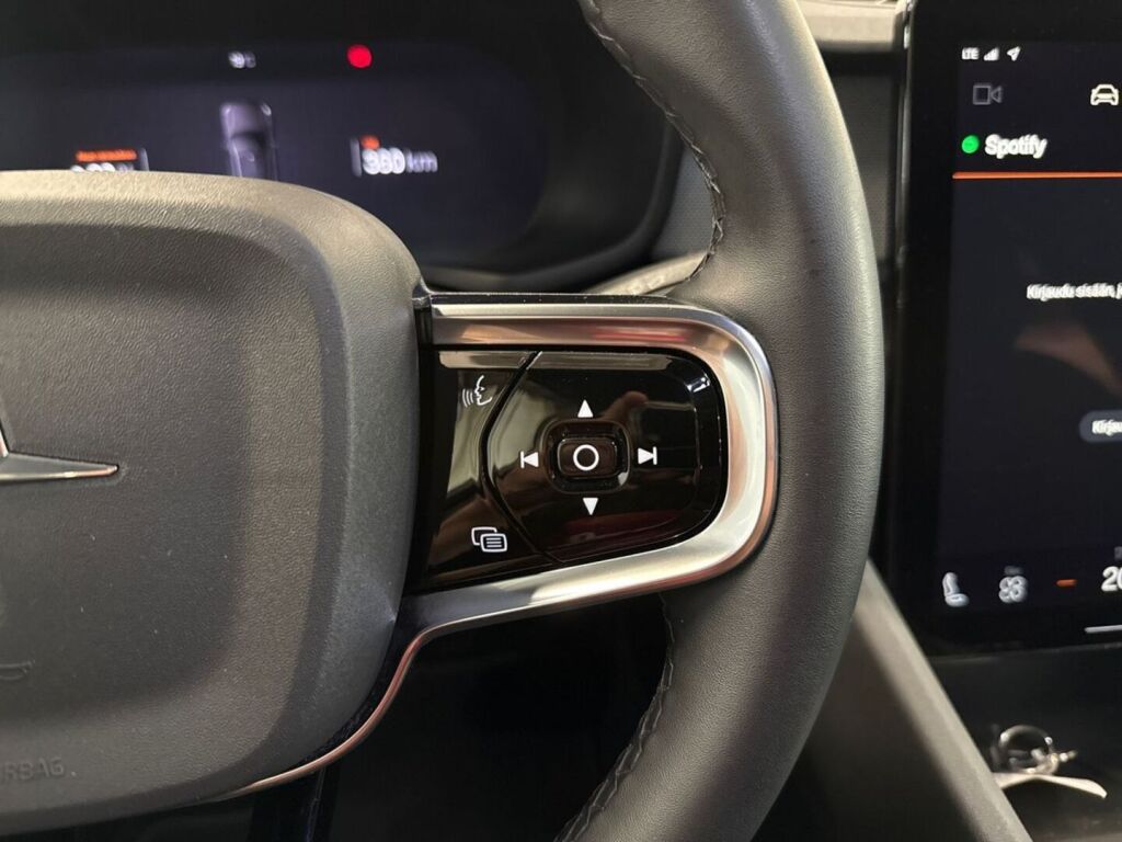 Polestar 2 2021 Musta