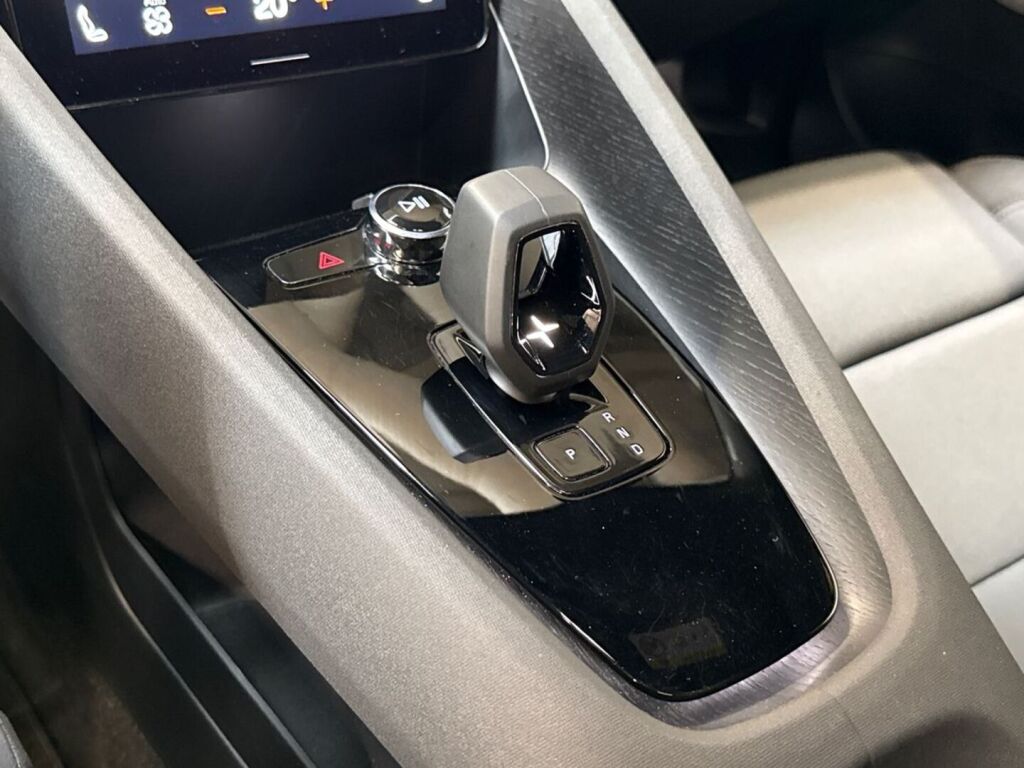 Polestar 2 2021 Musta