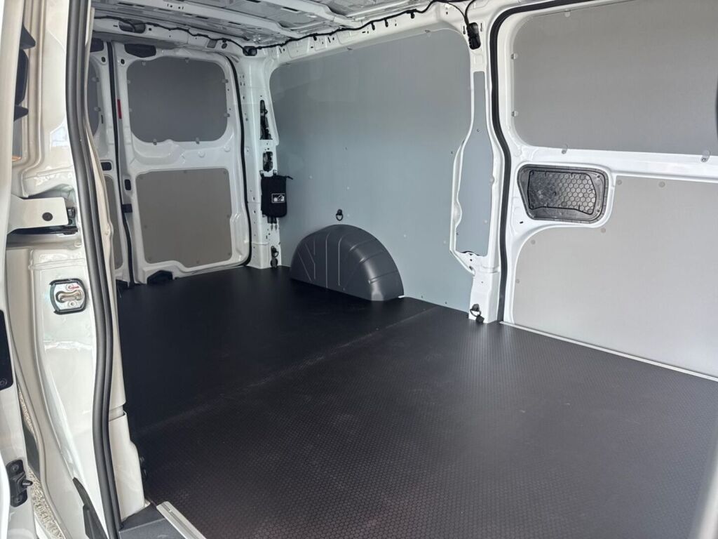 Ford Transit Custom 2026 Frozen White