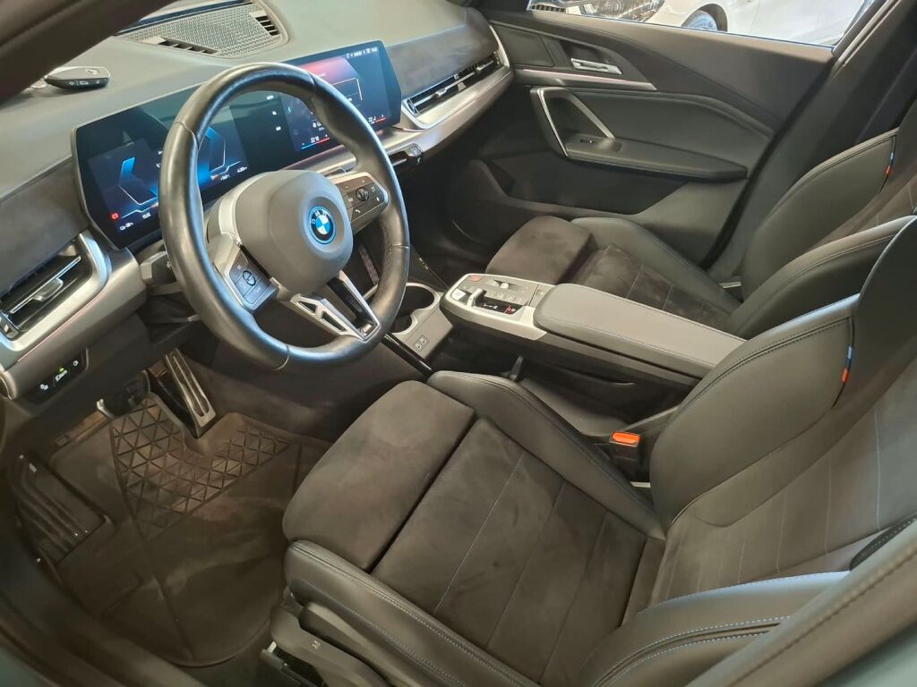 BMW iX2 2025 