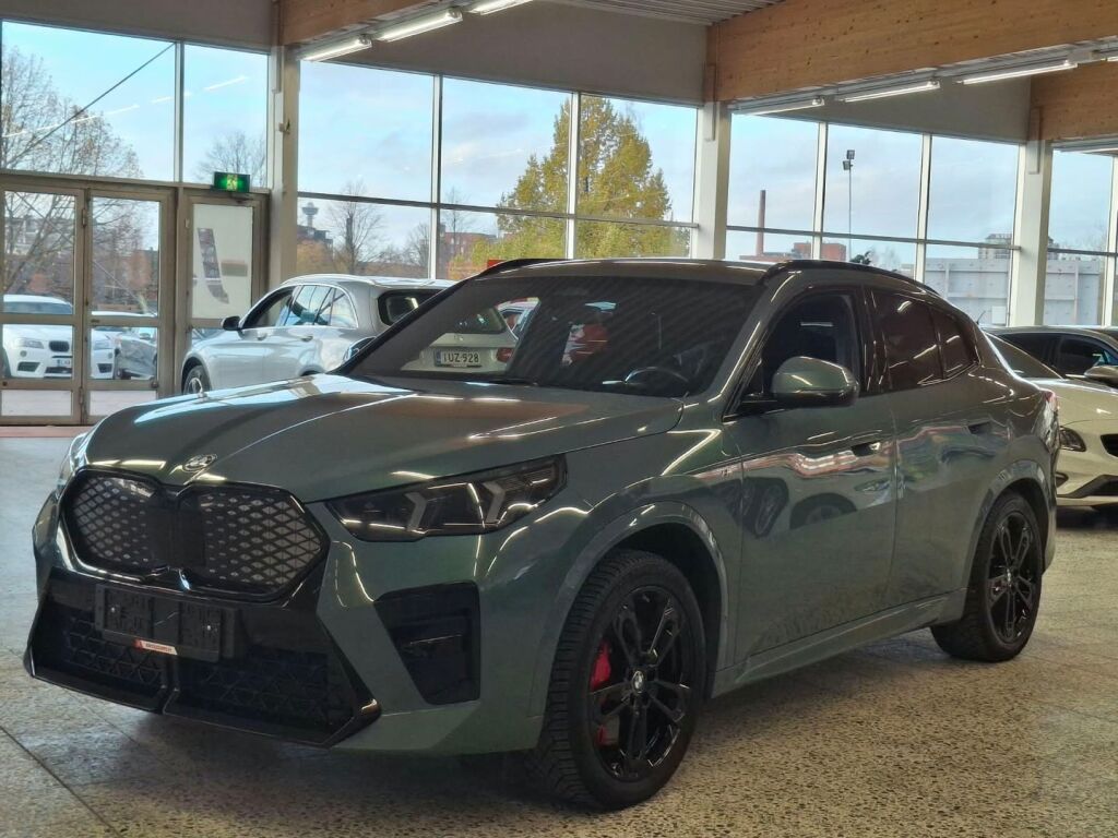 BMW iX2 2025 