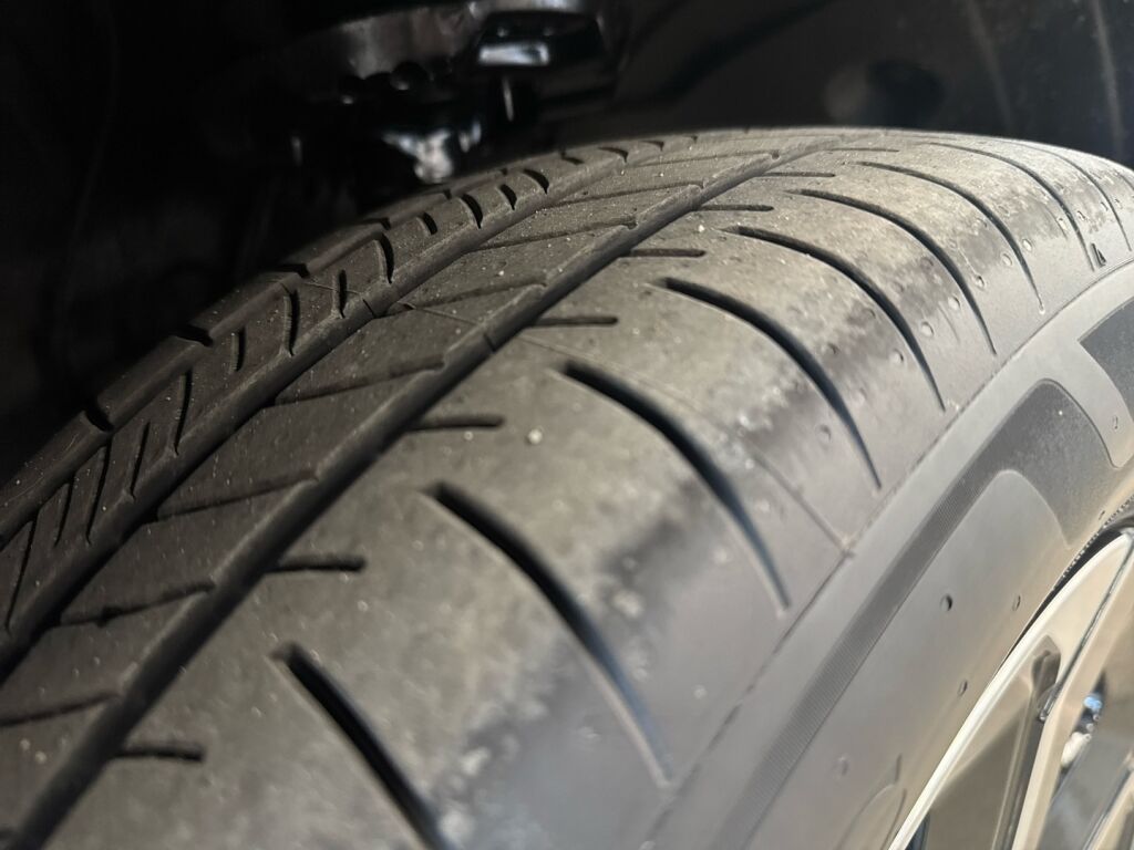 Kia Niro 2026 Harmaa