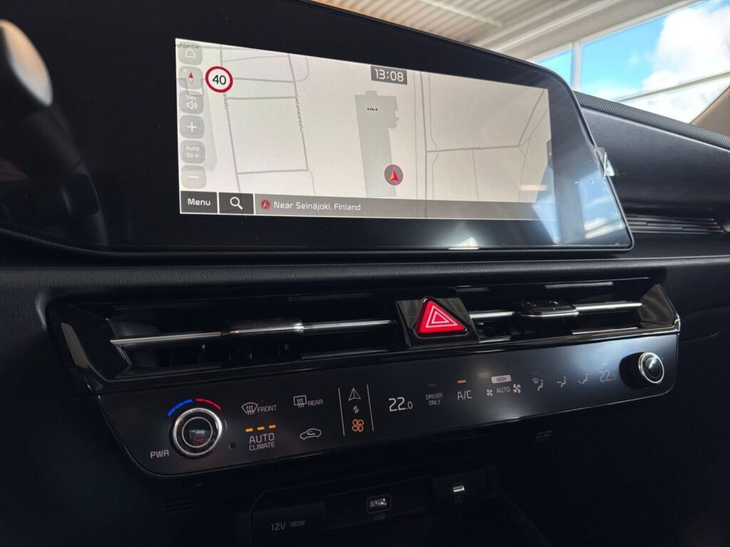 Kia Niro 2026 Punainen