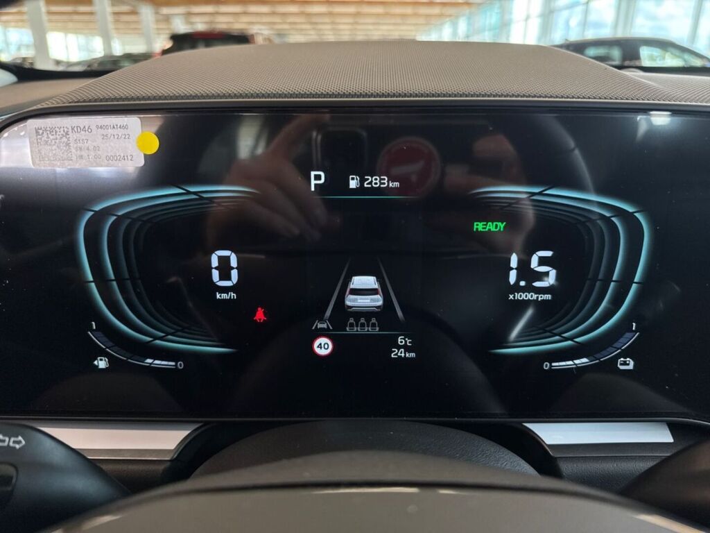Kia Niro 2026 Punainen