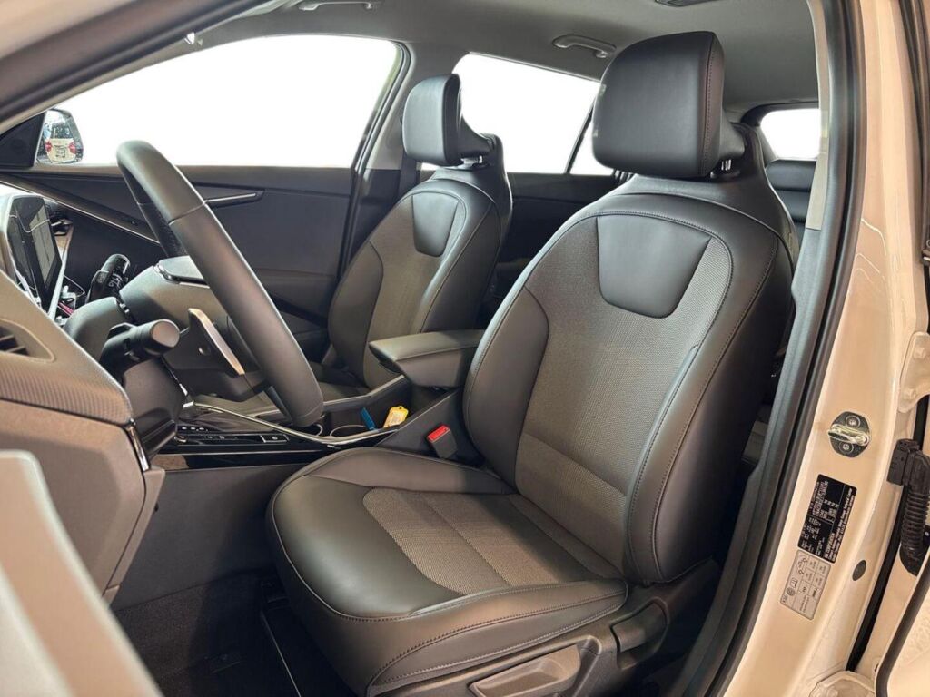 Kia Niro 2026 Valkoinen