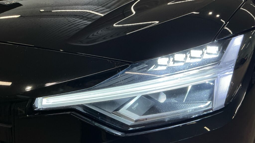 Polestar 2 2023 