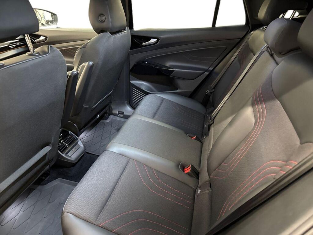 Volkswagen ID.4 2023 