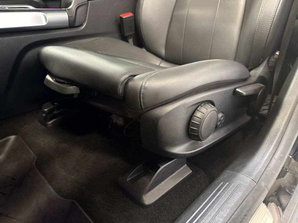 Mercedes-Benz EQB 2023 