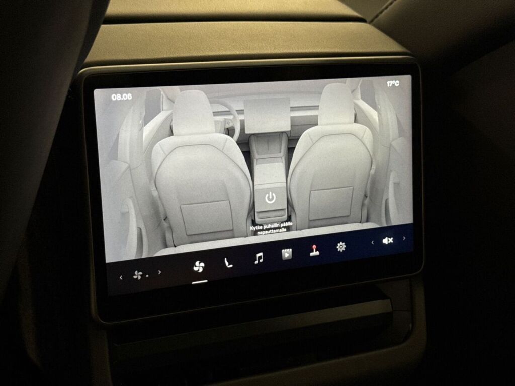 Tesla Model 3 2025 Musta